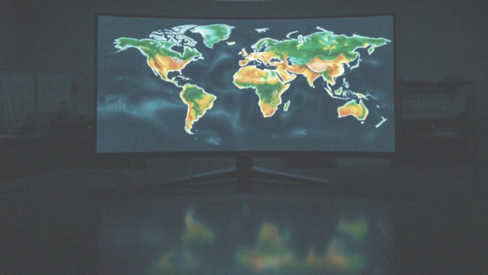 Co przedstawia interaktywna mapa świata w 2050 roku?